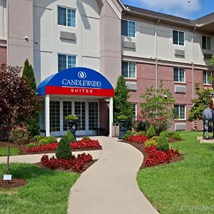 Candlewood Airport By Ihg Hotel